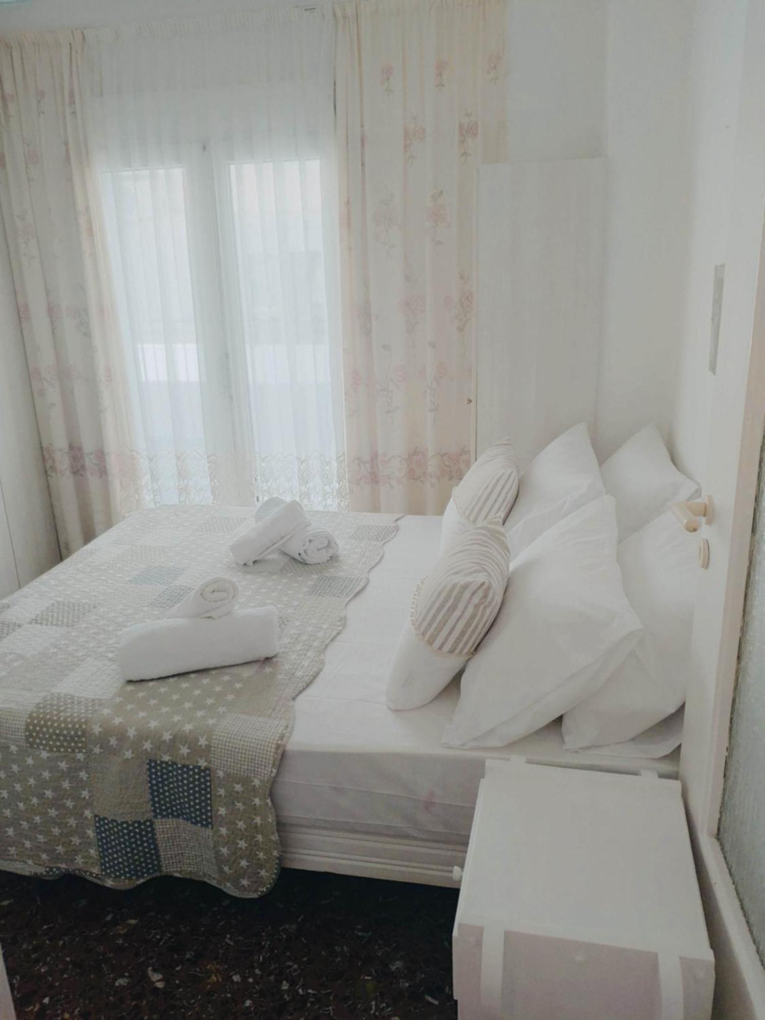 Sunny Central New Classic House Iraklion Buitenkant foto